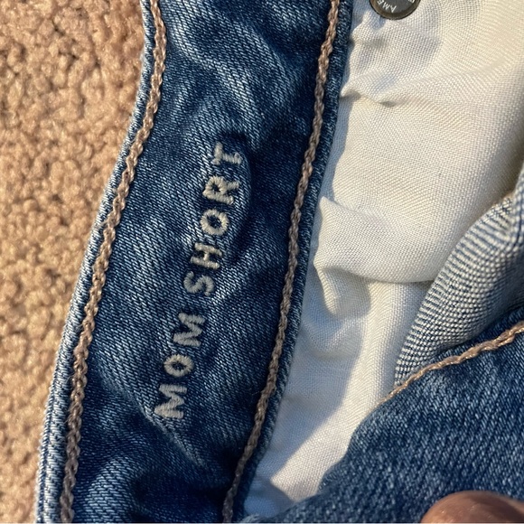 American eagle size 2 Jean shorts bundle - Picture 8 of 9